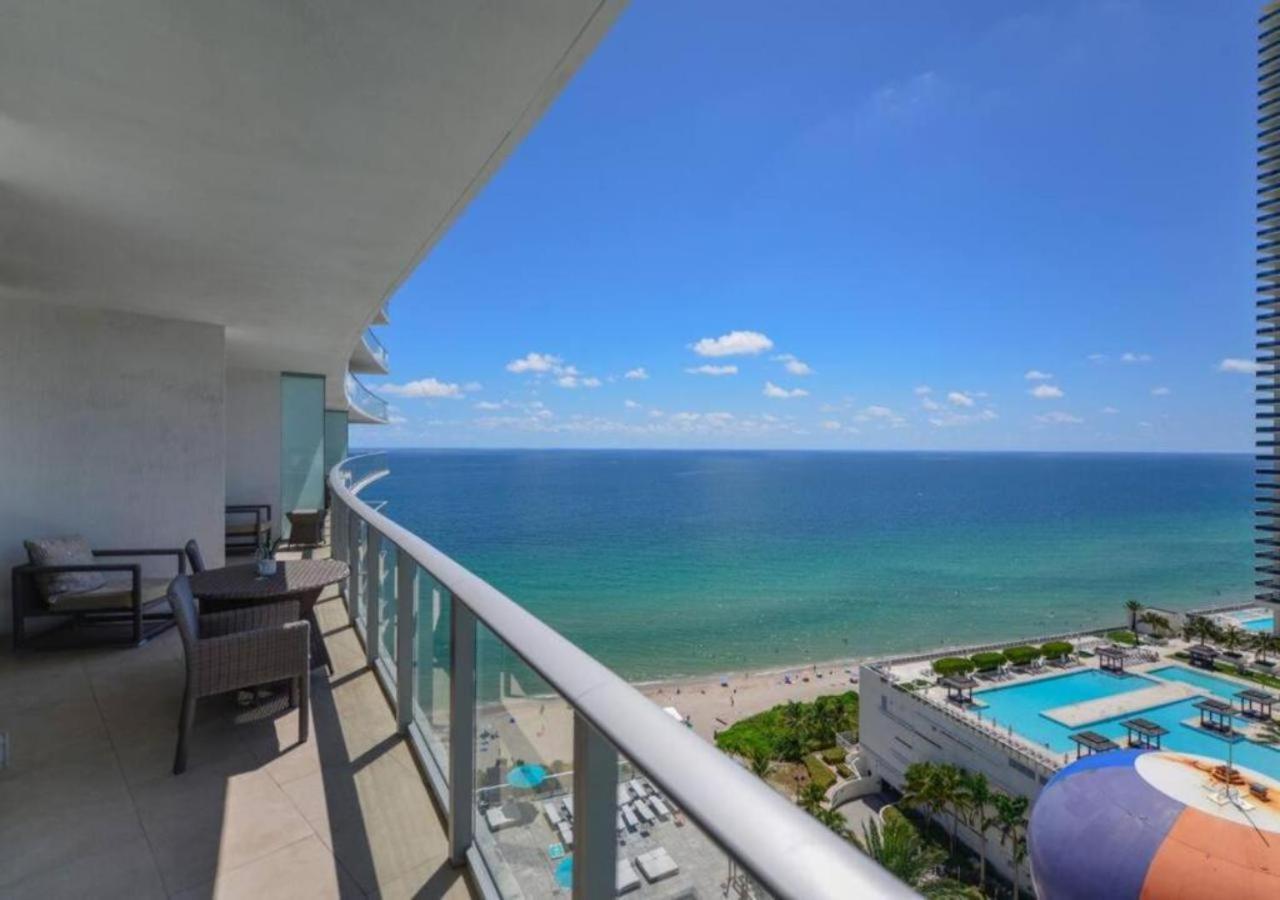 Beachfront Condo With Mesmerizing Views Hollywood Exterior foto