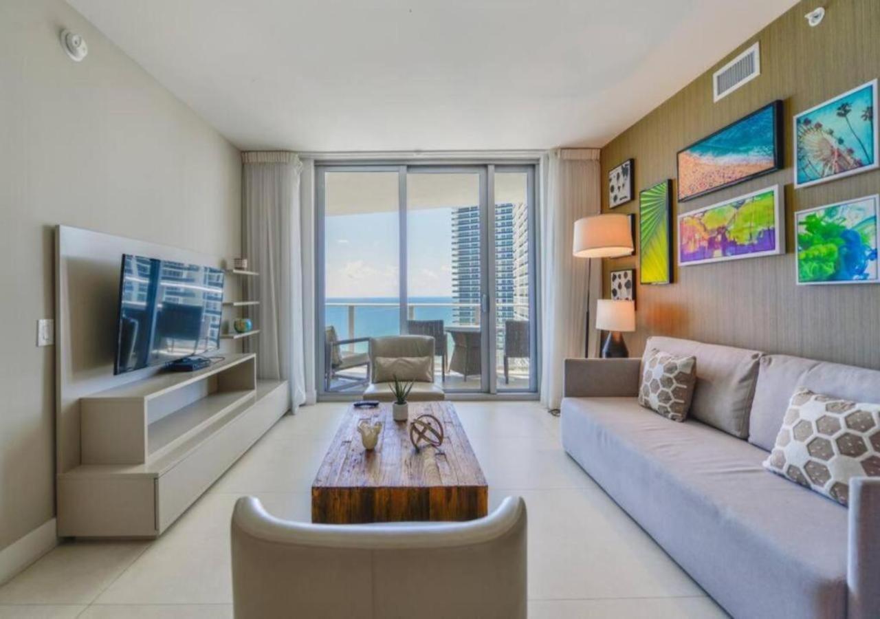 Beachfront Condo With Mesmerizing Views Hollywood Exterior foto